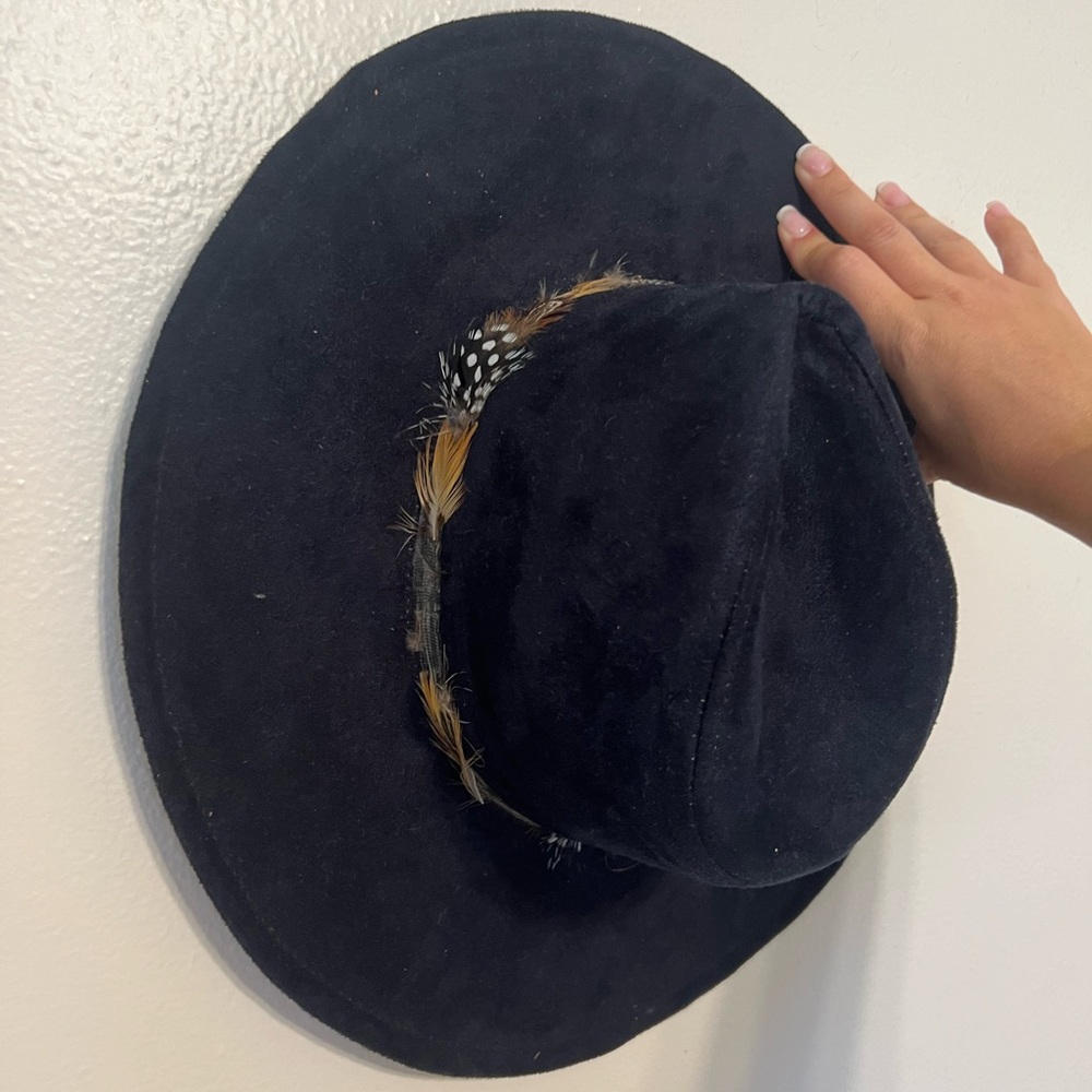 Stevie Nicks vibes felt hat